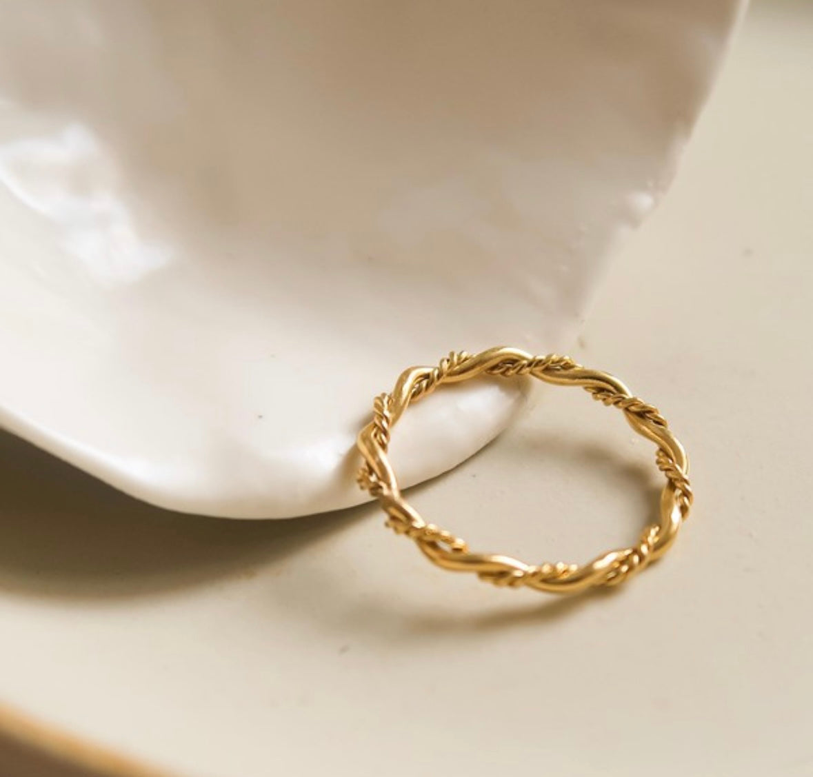 18k Braided Ring