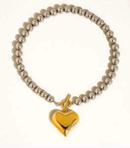 Corazon Necklace
