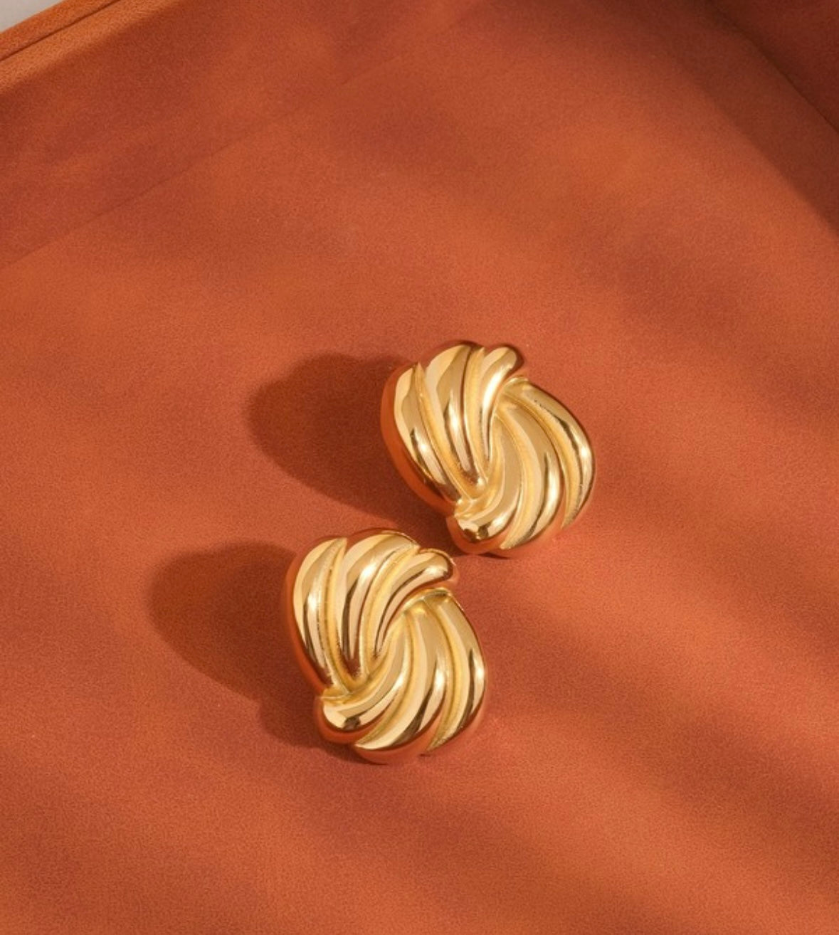 The Conchita earrings