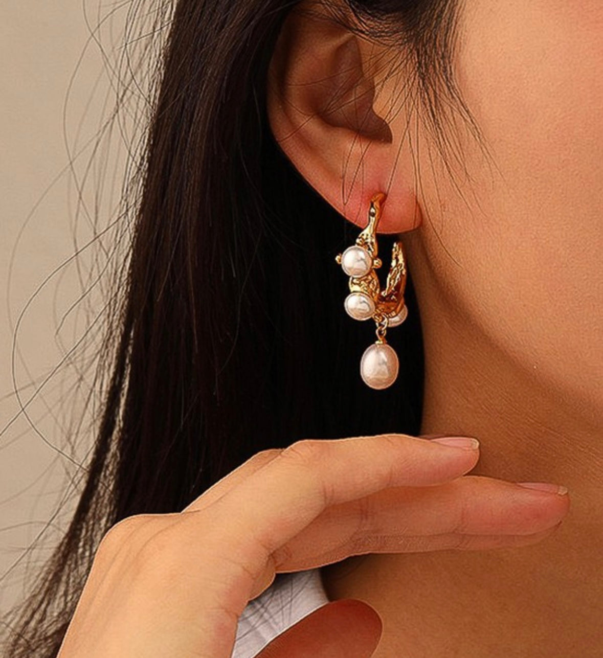 18k C hoops with pearls