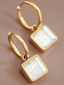 18k Square Drop Earrings