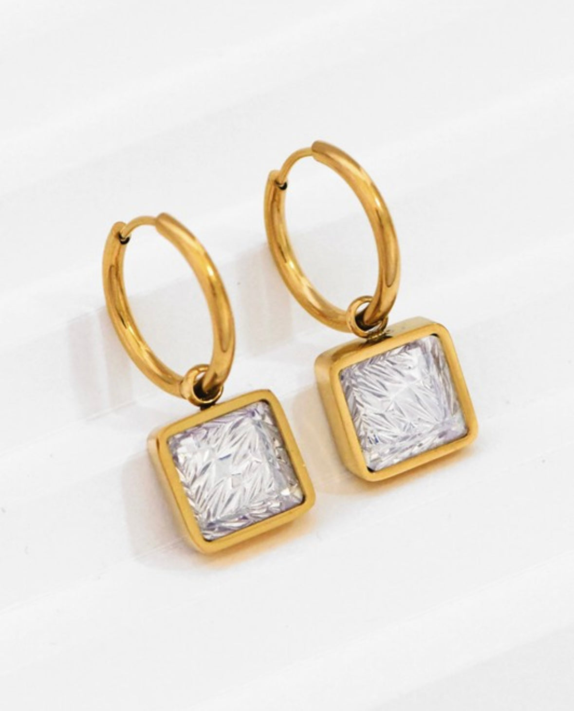 18k Square Drop Earrings