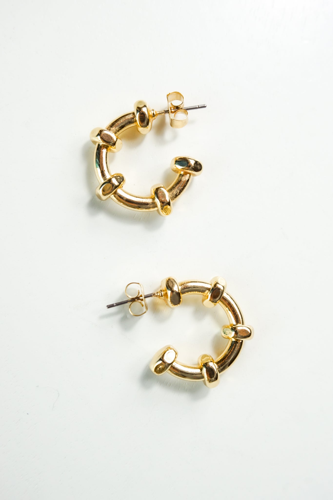 Medium Gold Nut Hoops