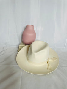 Kaia Ivory Hat