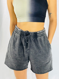 Mineral washed shorts